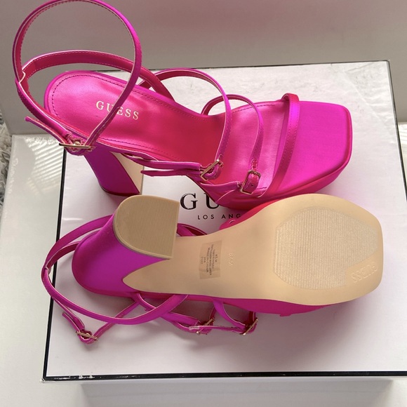 Gorgeous, Guess bright pink satin platform  heels. - Picture 5 of 6